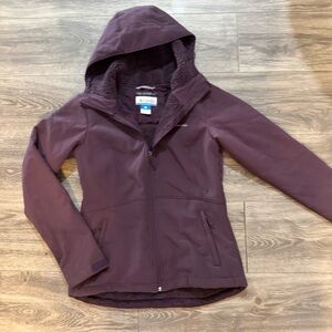 Columbia Women's Ski Jacket- Cascade Ridge III